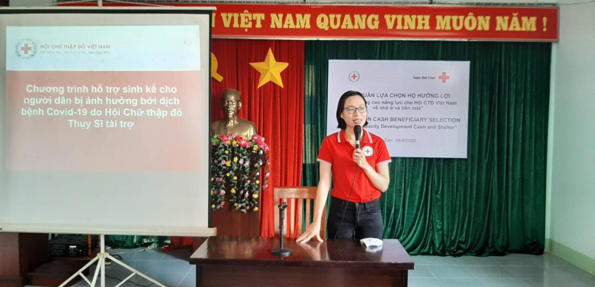 Hội Chữ thập đỏ Việt Nam cấp tiền mặt